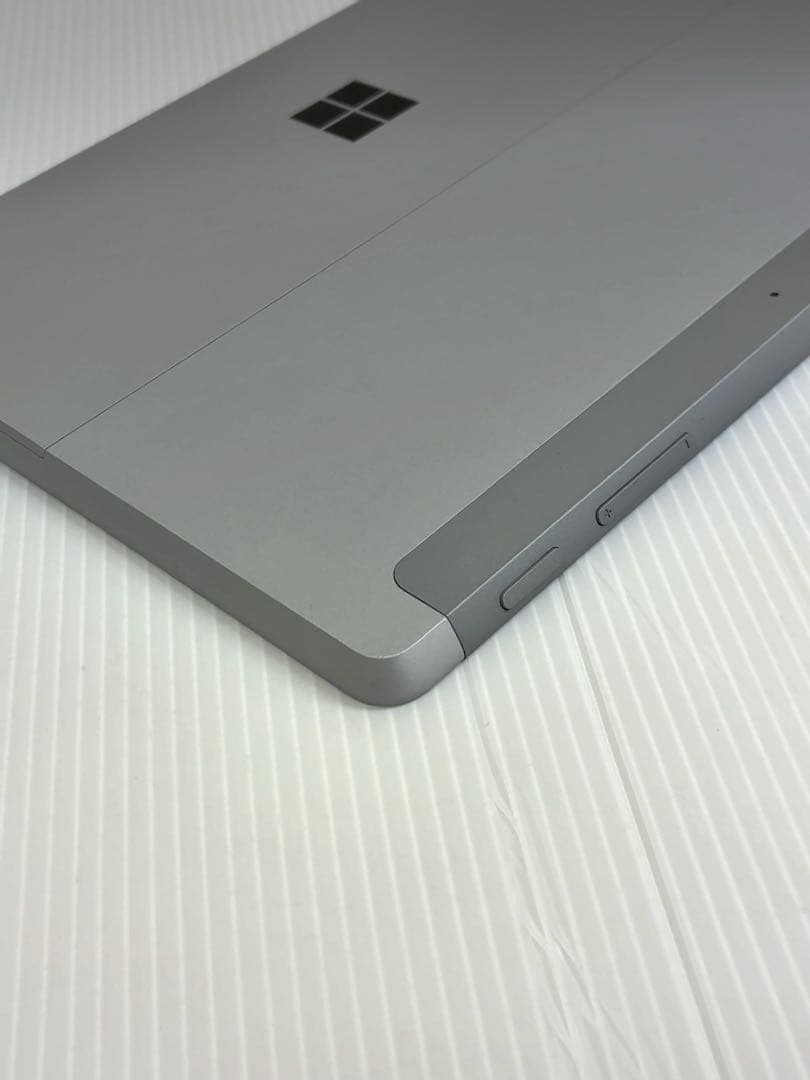 Surface Go2 4GB64GB 本体のみ　Microsoft