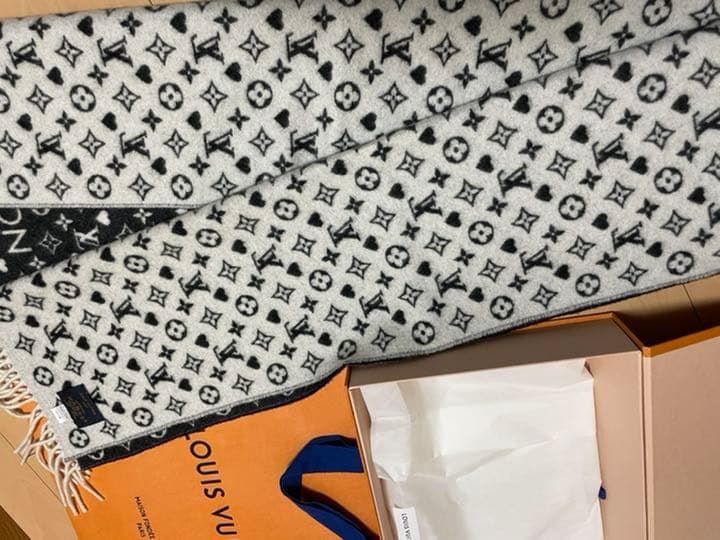 LOUIS VUITTON ルイヴィトン マフラー カシミヤ100%リバーシブル