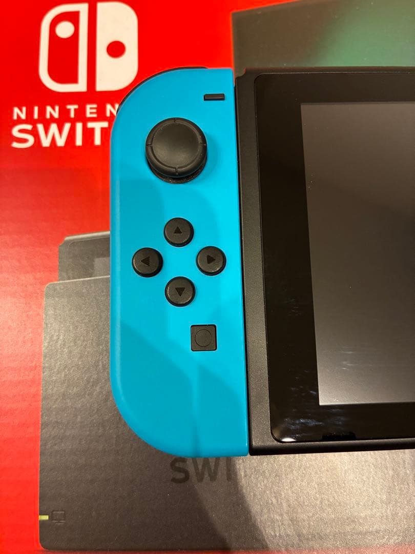 Nintendo Switch ニンテンドースイッチ　本体　ジョイコン付き
