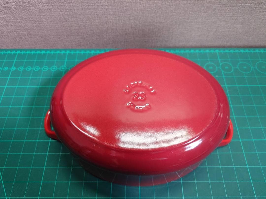 【美品】LE CREUSET ルクルーゼ ココットオーバル 23cm レッド
