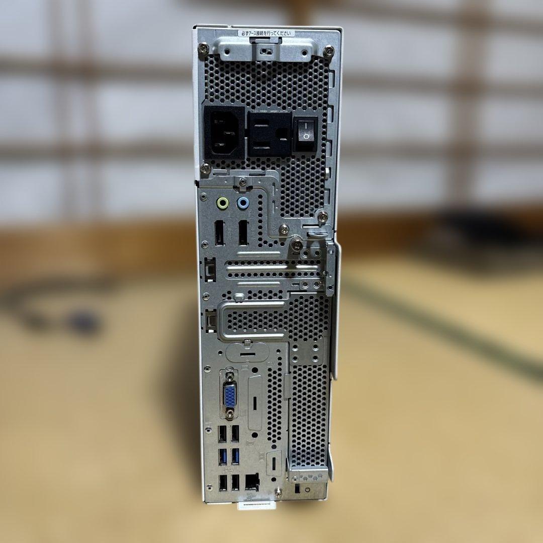 Fujitsu ESPRIMO D701/HX 10世代i5 16GBメモリ