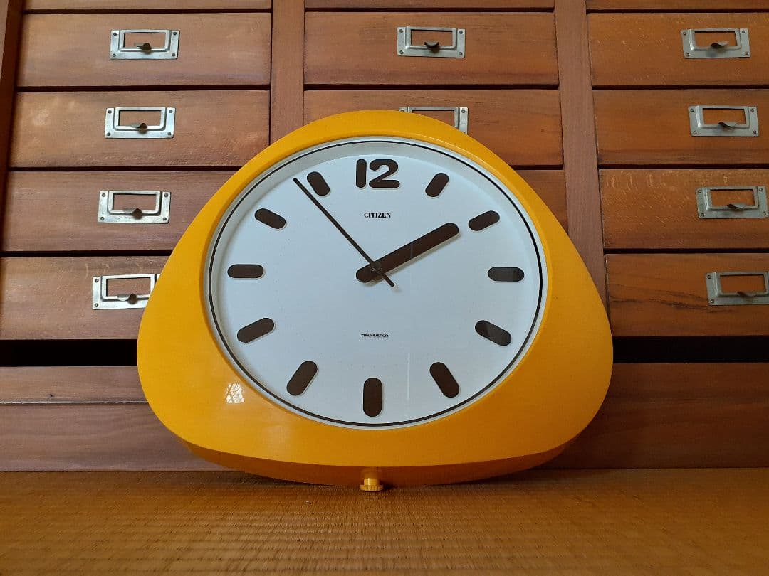 70's　CITIZEN　掛け時計　ポストモダン　ビンテージ　イエロー