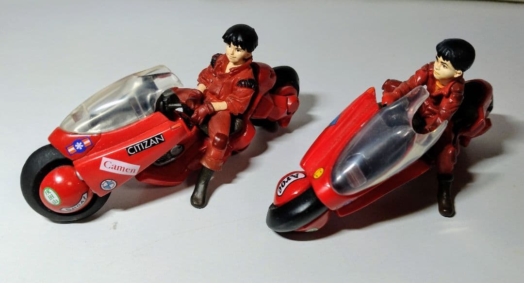状態❌❌❌　中古本　AKIRA　1〜5巻・金田のバイクフィギュア