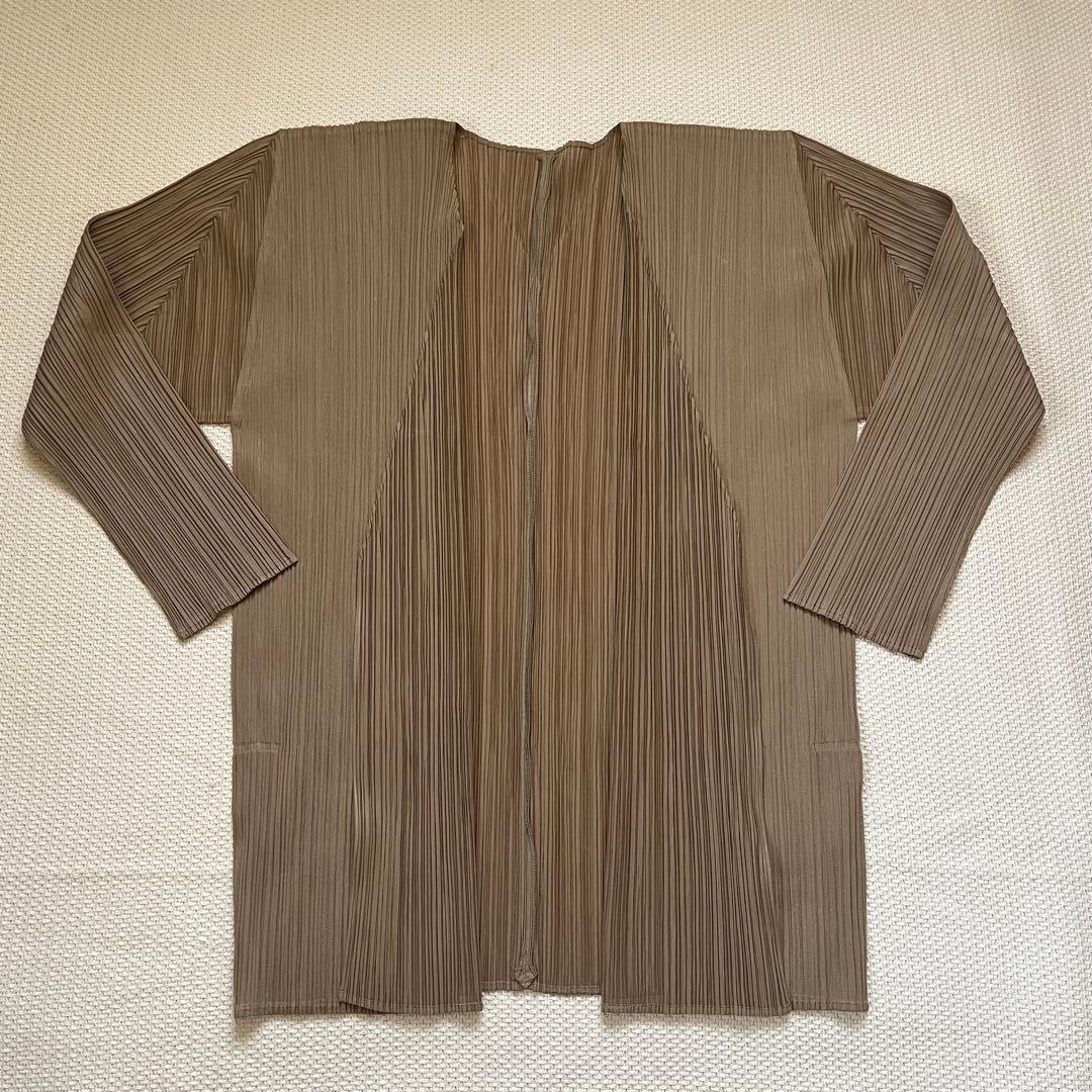 ISSEY MIYAKE イッセイミヤケ　カーディガン　ベージュ　ブラウン系