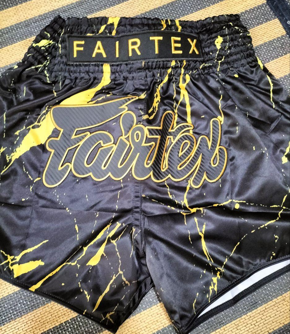 Fairtex ムエタイショーツ 黒/黄色　Мサイズ