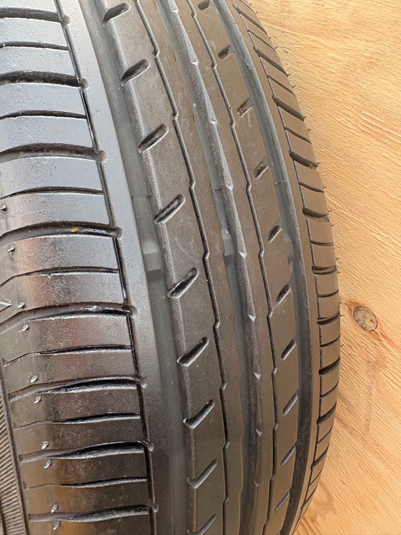 175/65R14中古タイヤ　バリ溝