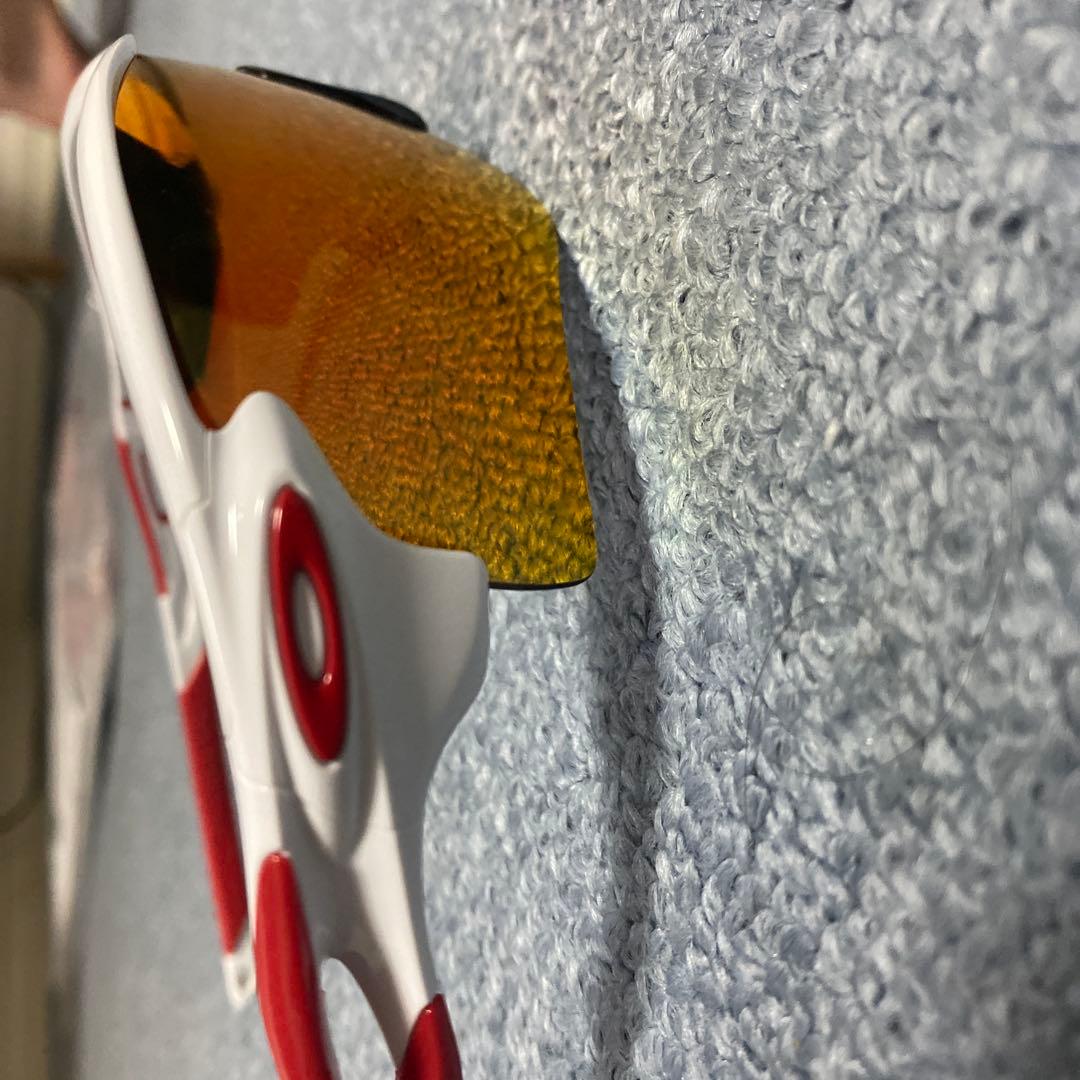 Oakley スポーツサングラス ホワイト/レッド/イエロー