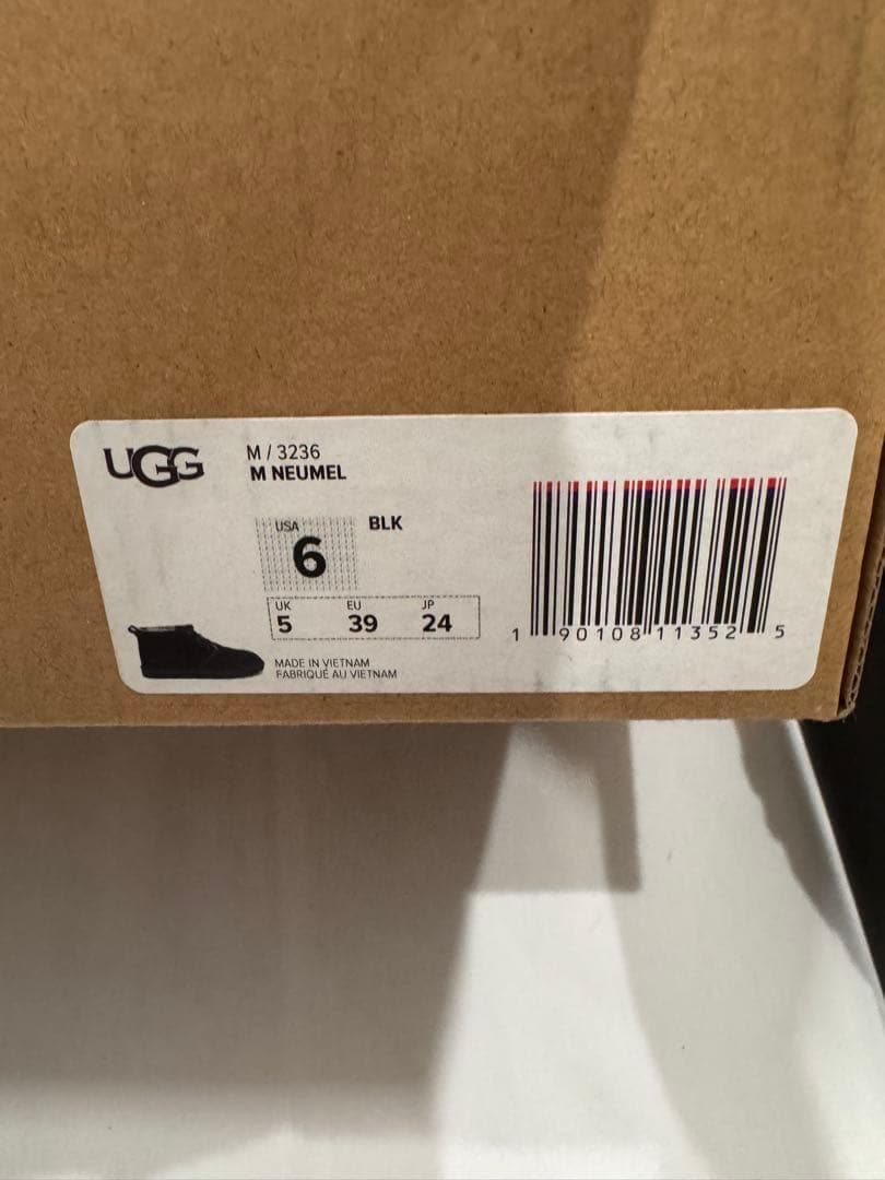 UGG アグ ムートンブーツ 黒 3236 24cm