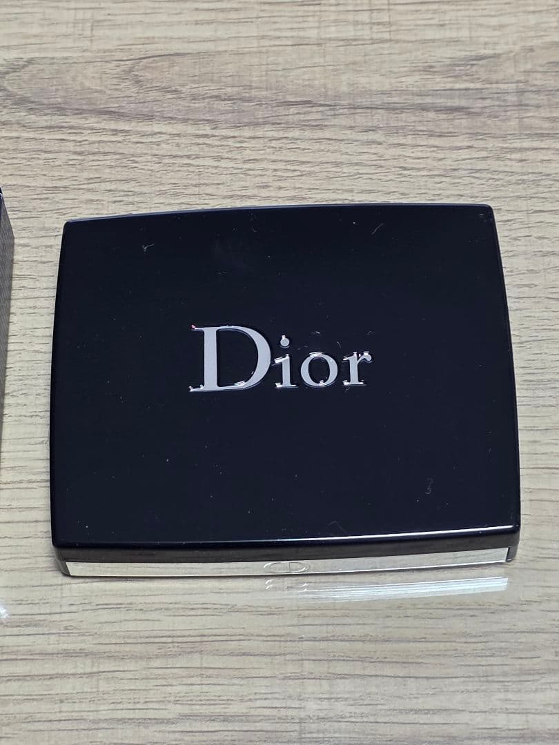 【新品未使用】Dior ディオールスキン　ルージュブラッシュカラー&グロウ287