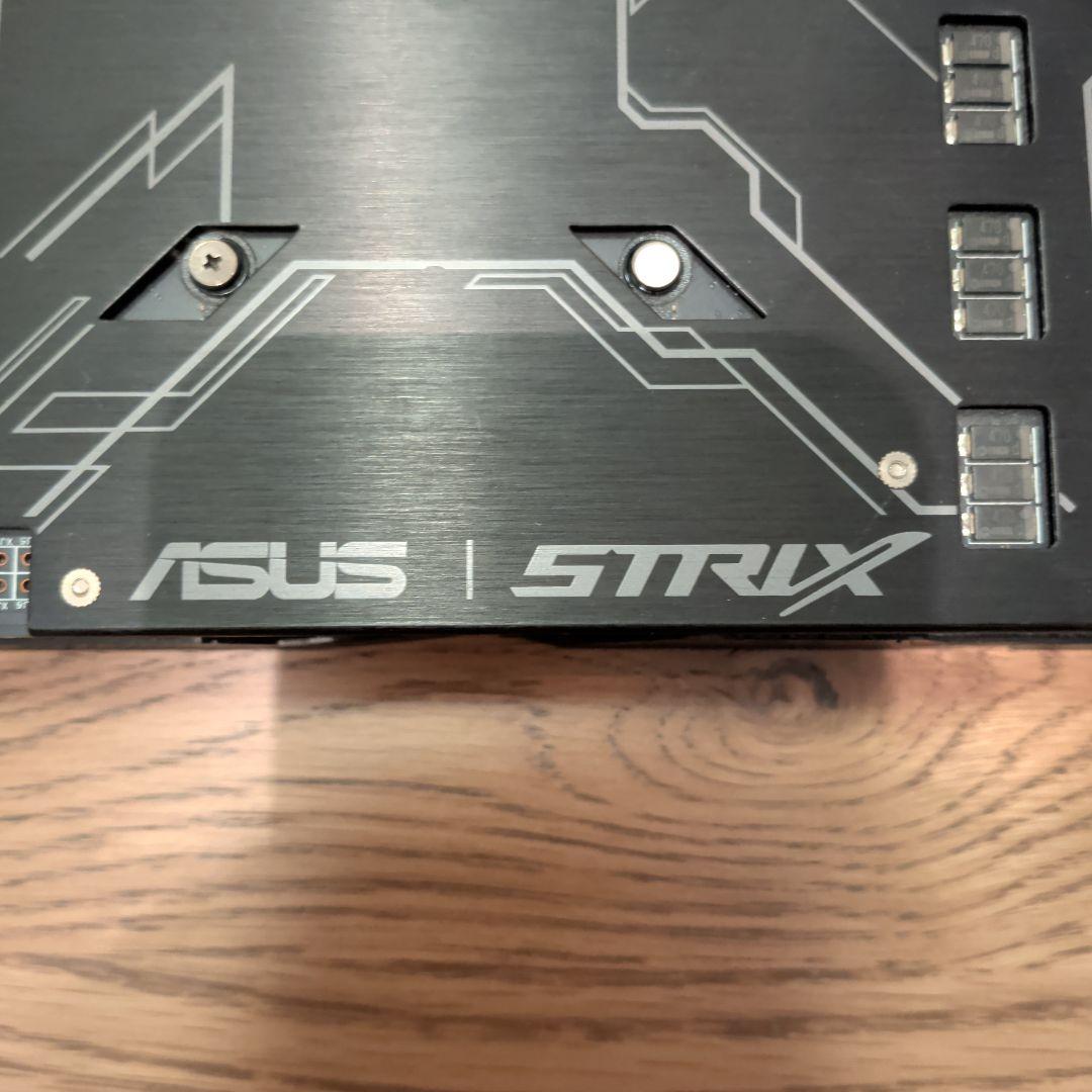 グラフィックボード・グラボ・ビデオカード ASUS ROG-STRIX-RTX2070-O8G-GAMING