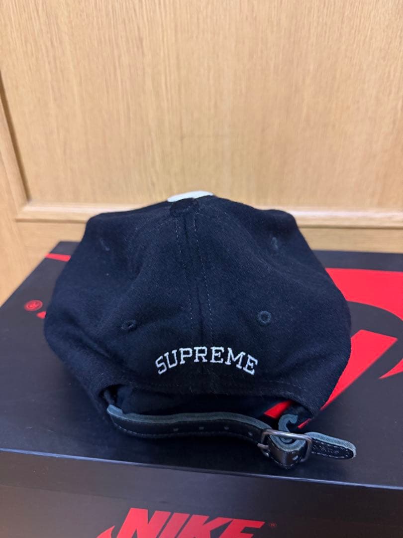 SUPREME woolcap Sロゴ