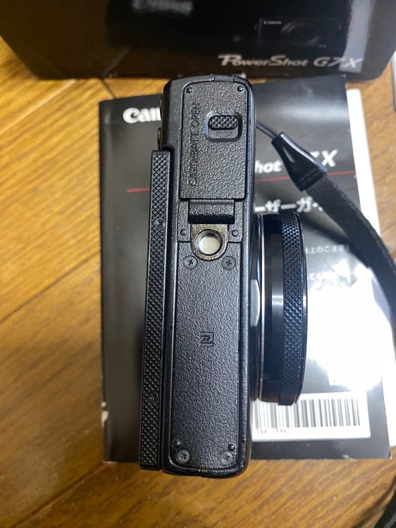 Canon PowerShot G7 X 本体と付属品