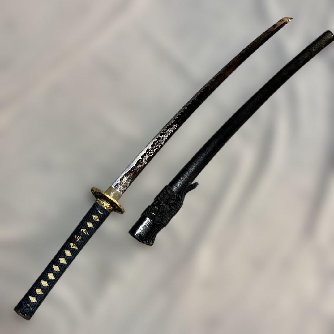 模造刀 濃紺柄 金縁金龍丸鍔 黒梨地鞘