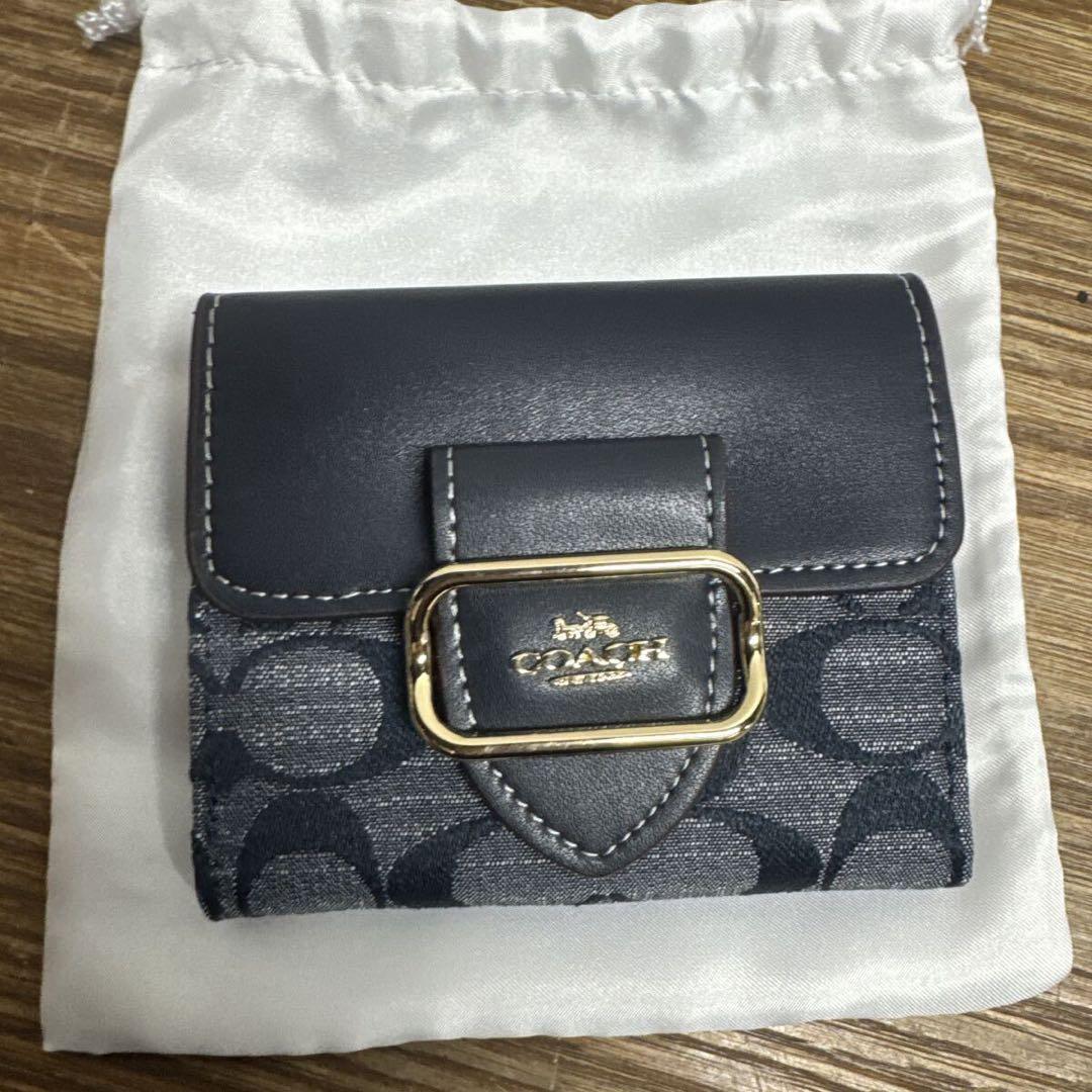 【未使用品】COACH コーチ スモール シグネチャー 二つ折り財布 ネイビー
