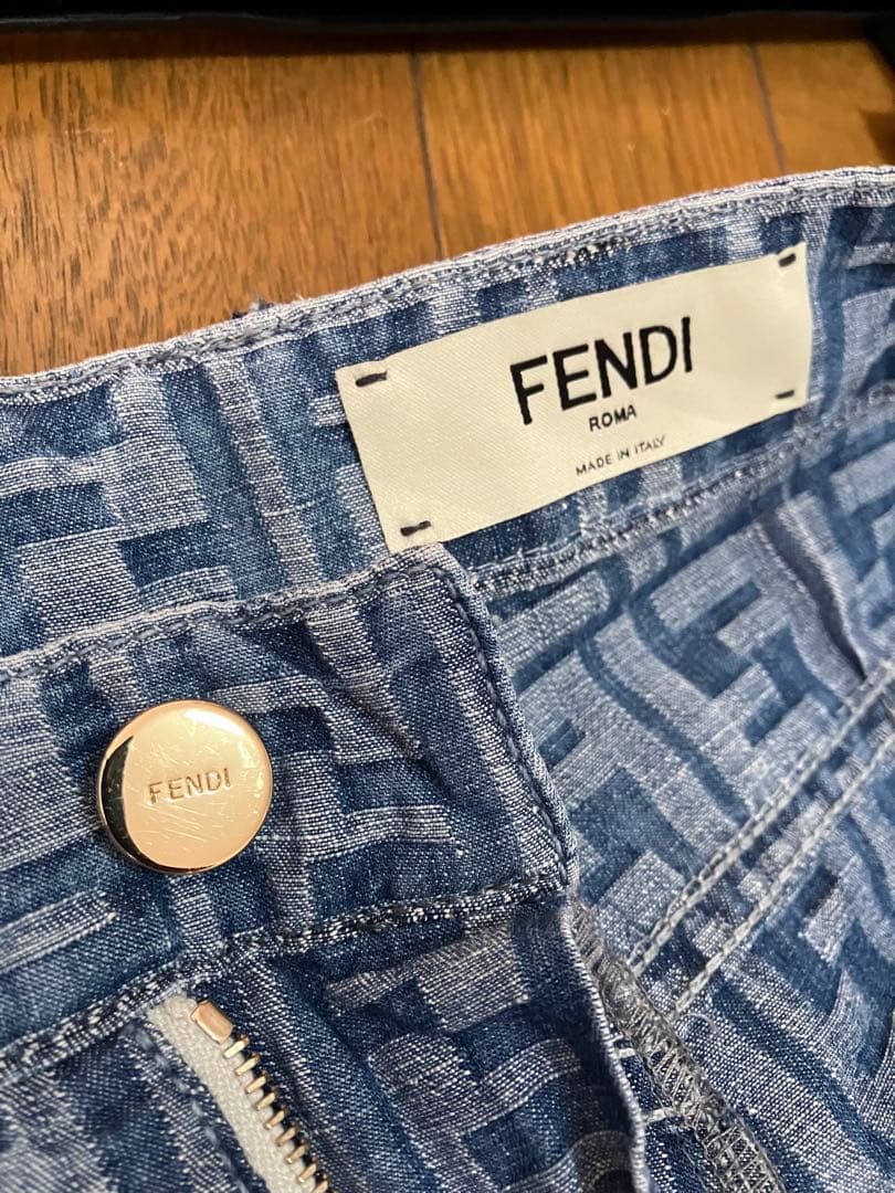 最終値下TWICE MINA着用FENDIフェンディ FF柄デニムジーンズパンツ