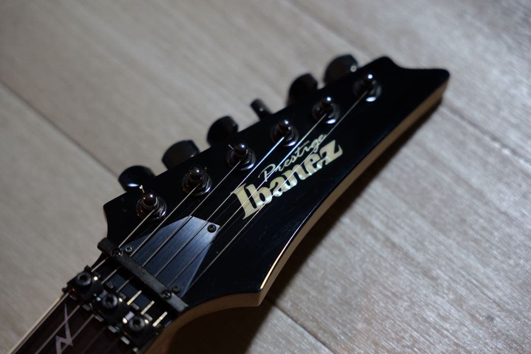 Ibanez RG2570E VSL 中古品