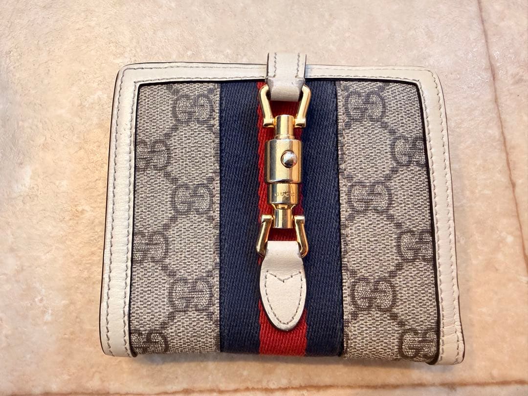 GUCCI 二つ折り財布 GGキャンバス ホワイト