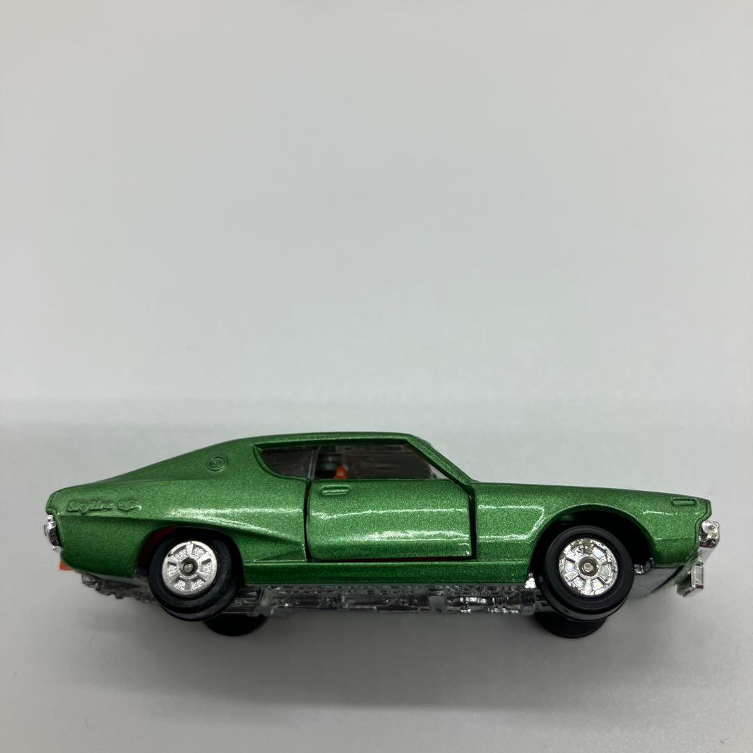 訳あり黒箱日本製トミカ　日産スカイライン2000GTX