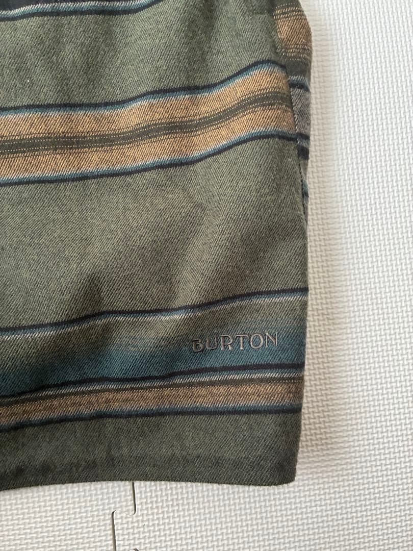 大幅値下げ！【BURTON】スノーボードウエア　LIVINGLINING