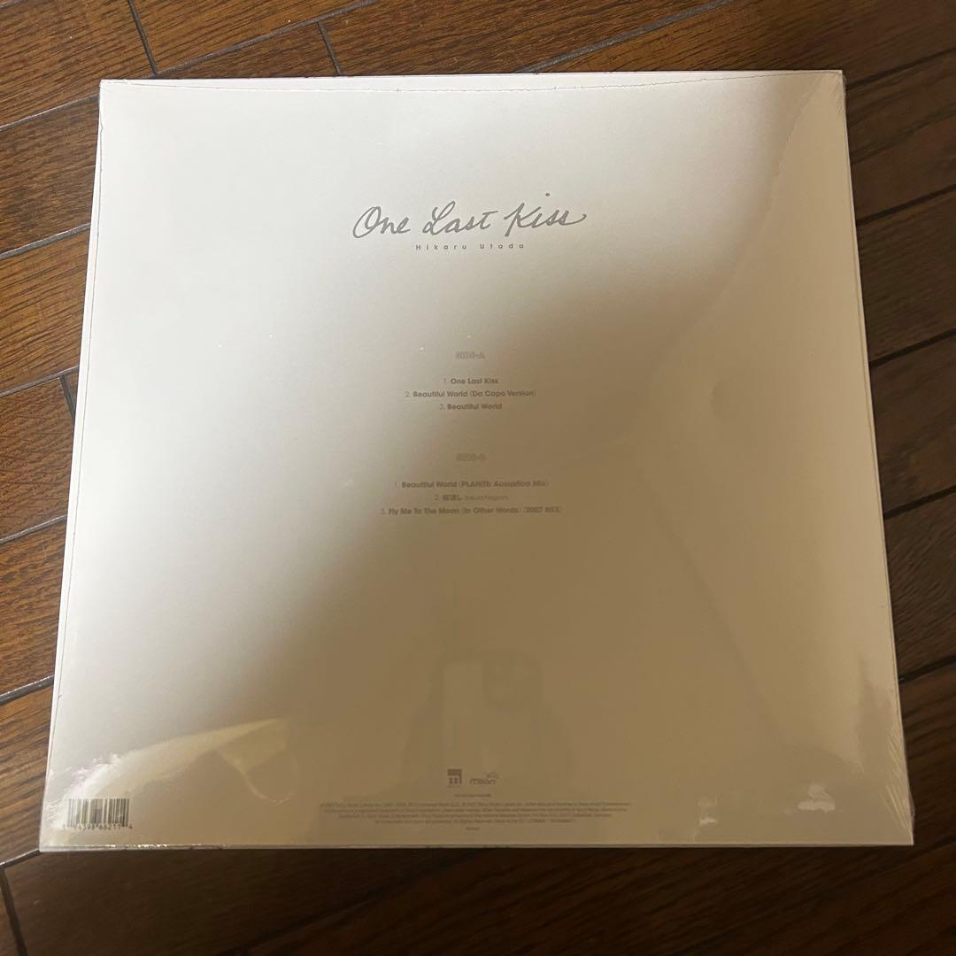 新品 クリスタルブルーヴァイナル仕様 宇多田ヒカル One Last Kiss