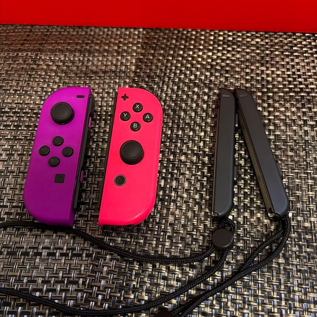 Nintendo Switch (L)ネオンパープル/(R)ネオンピンク
