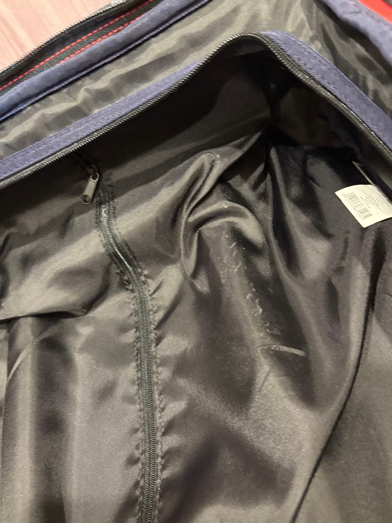 EASTPAK イーストパック　スーツケース キャリーケース　キャリーバック