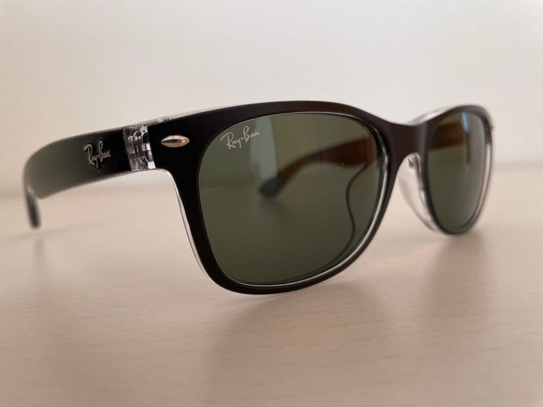 美品　レイバン サングラス RB2132-F NEW WAYFARER 6052