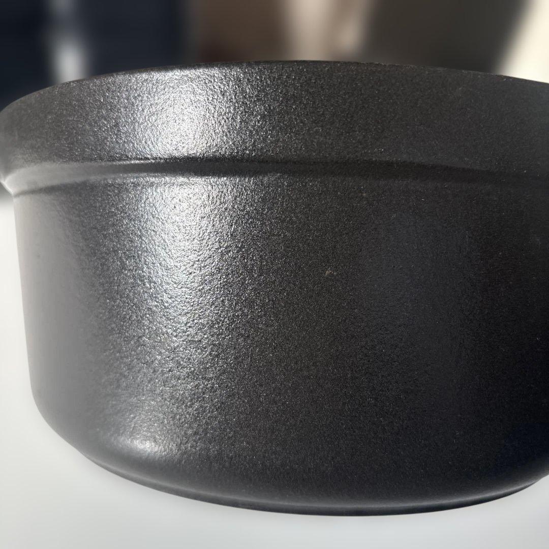 ストウブ　ピコココットラウンド　22cm ブラック