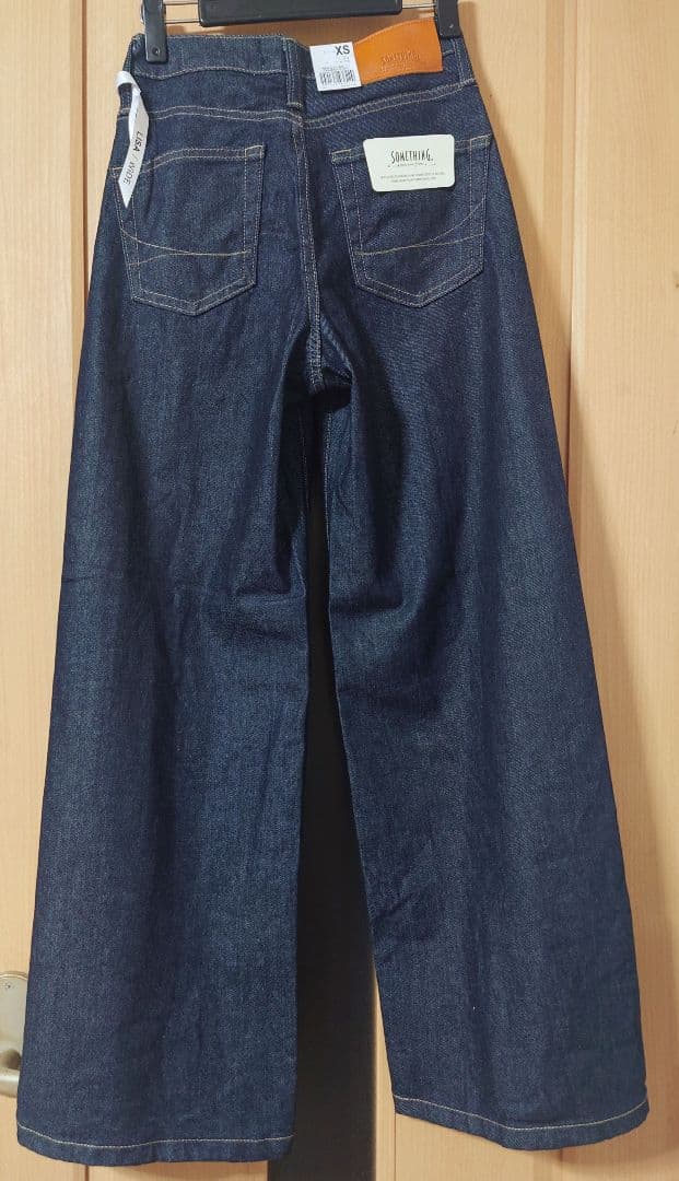 【新品タグ付き】SOMETHING LISA ワイドデニムパンツ XS