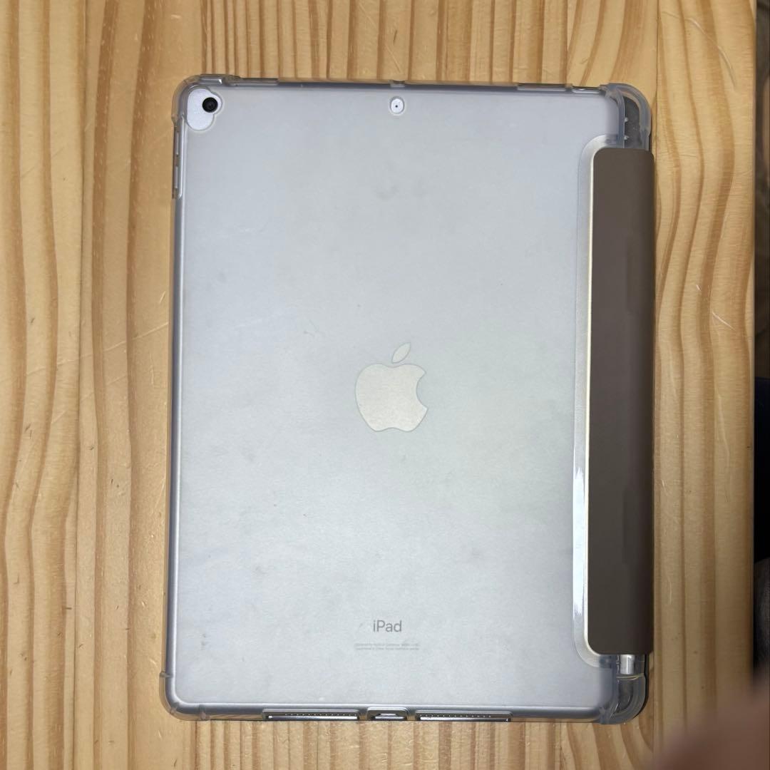 iPad 第7世代 10.2インチ シルバー 128GB