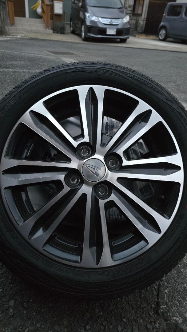 ダイハツ・タント - 15インチ 165/55R15タイヤ&ホイール 4個セット