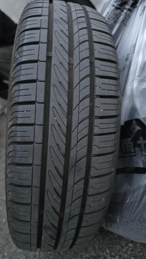 ダイハツ・タント - 15インチ 165/55R15タイヤ&ホイール 4個セット