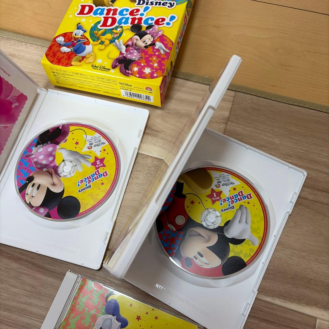 キッズ・ファミリー DWE dance party family dance party
