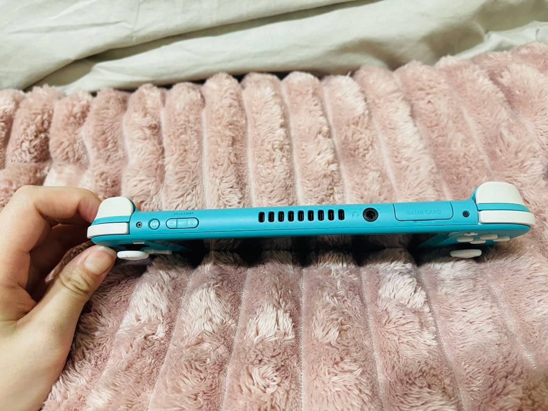 Nintendo Switch lite ブルー