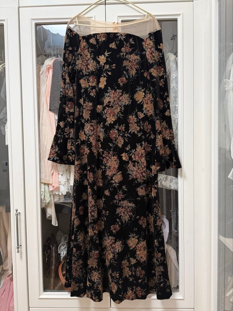 Ameri FLOWER PRINT VELOUR DRESS花柄ワンピース