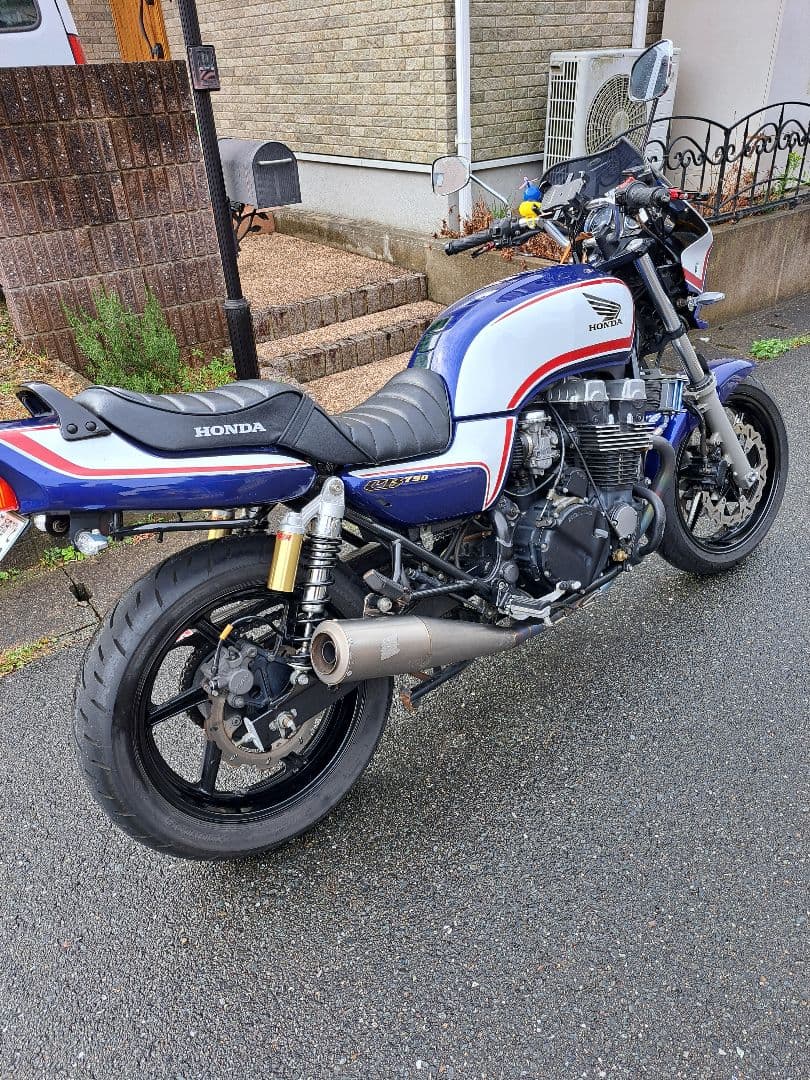 HONDA CB750 RC42 タックロールシート　黒