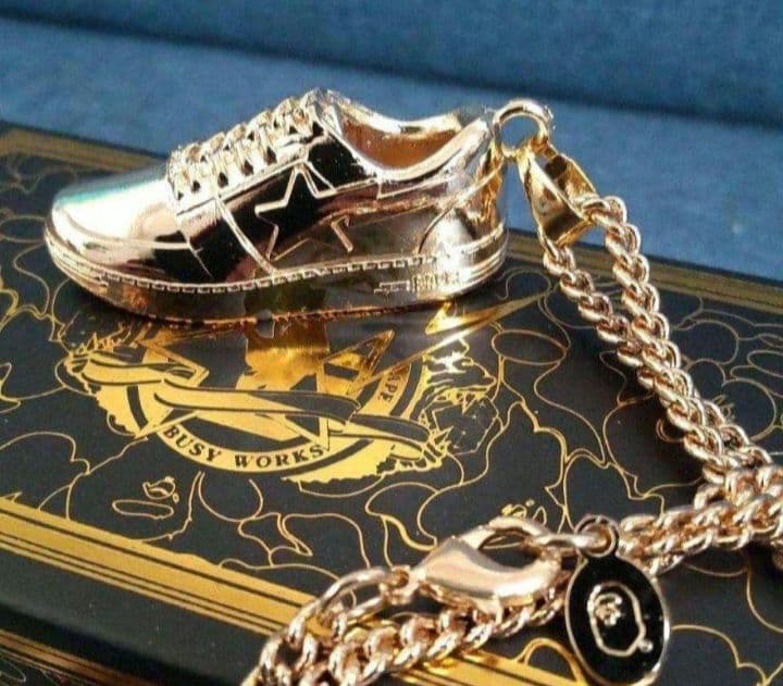 アベイシングエイプ BAPESTA GOLD NECKLACE ゴールド 金