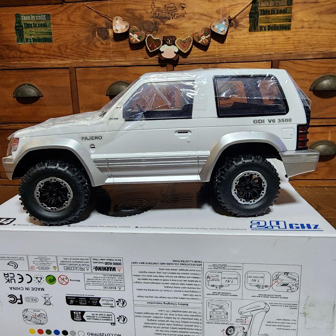 ホビーラジコン Mitsubishi Pajero V24WG 1992 1:14