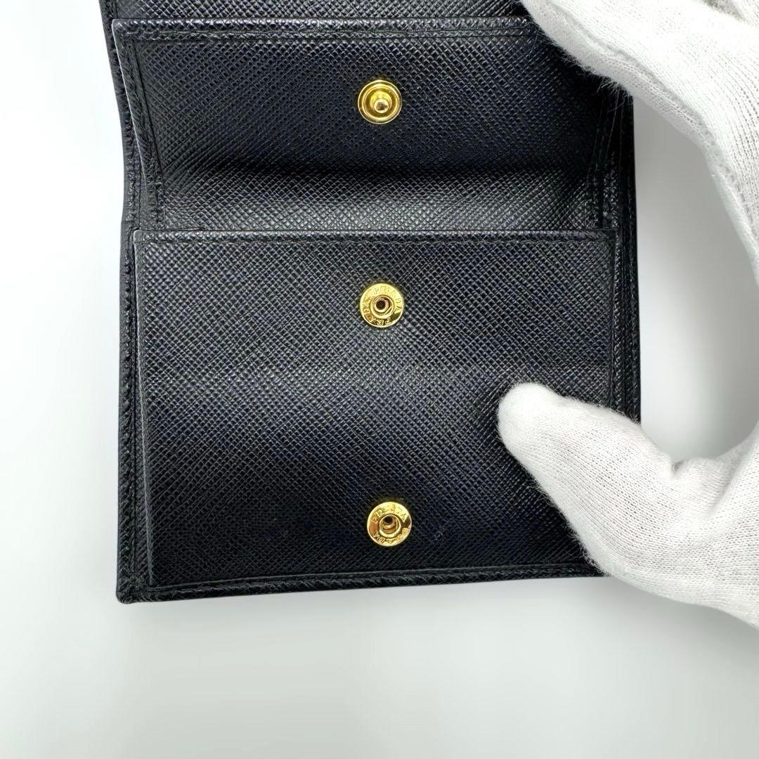 【美品】PRADA プラダ サフィアーノメタル 二つ折り財布 1MV204 三角