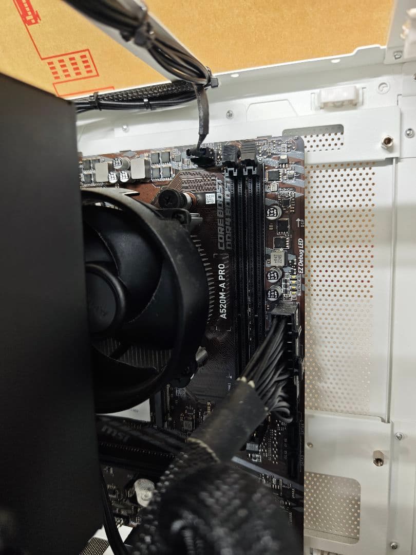 Ryzen 5 5600G Gen4 SSD 500gb メモリ無し