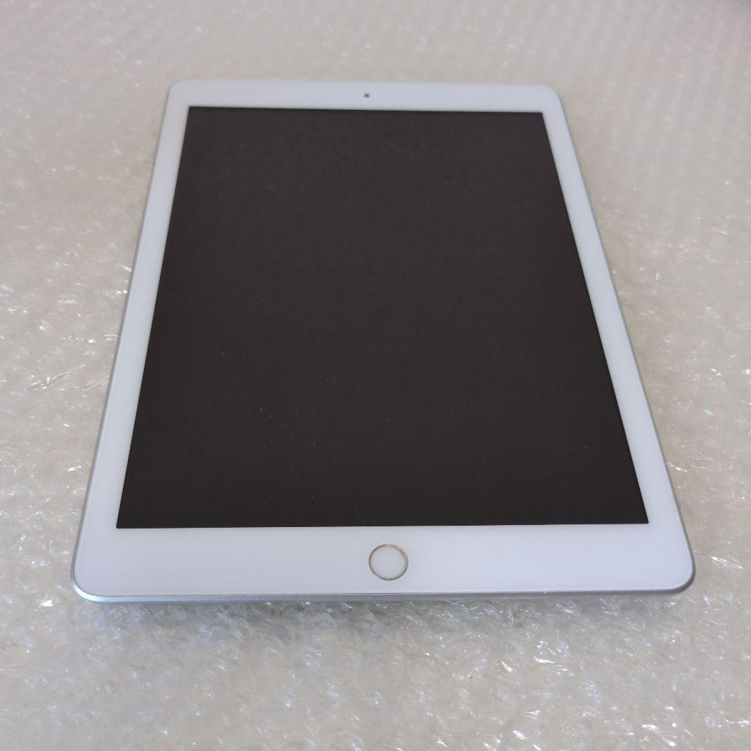 iPad 第6世代 32GB Wi-Fi+Cellular SIMフリー