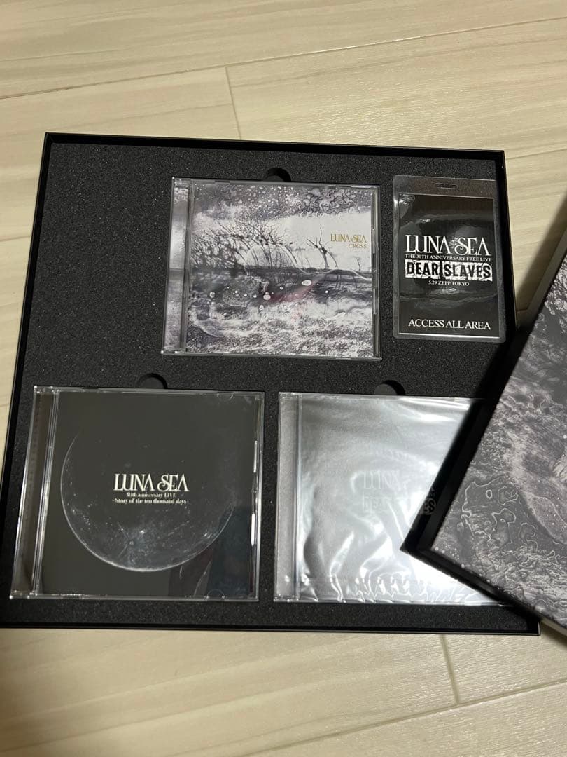 LUNA SEA CROSS SLAVE限定盤