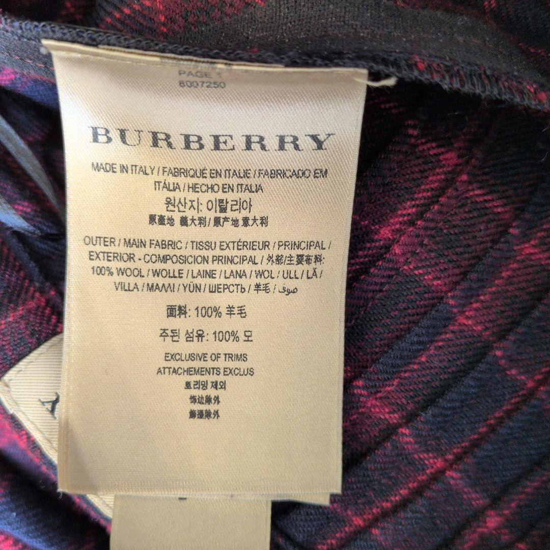 BURBERRY ネイビー/レッド チェック プリーツスカート