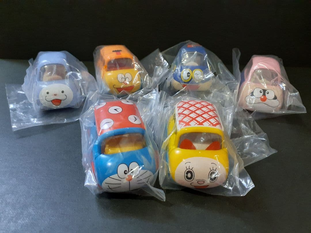 藤子F不二夫生誕90周年記念コレクション　トミカ６種コンプリートBOX