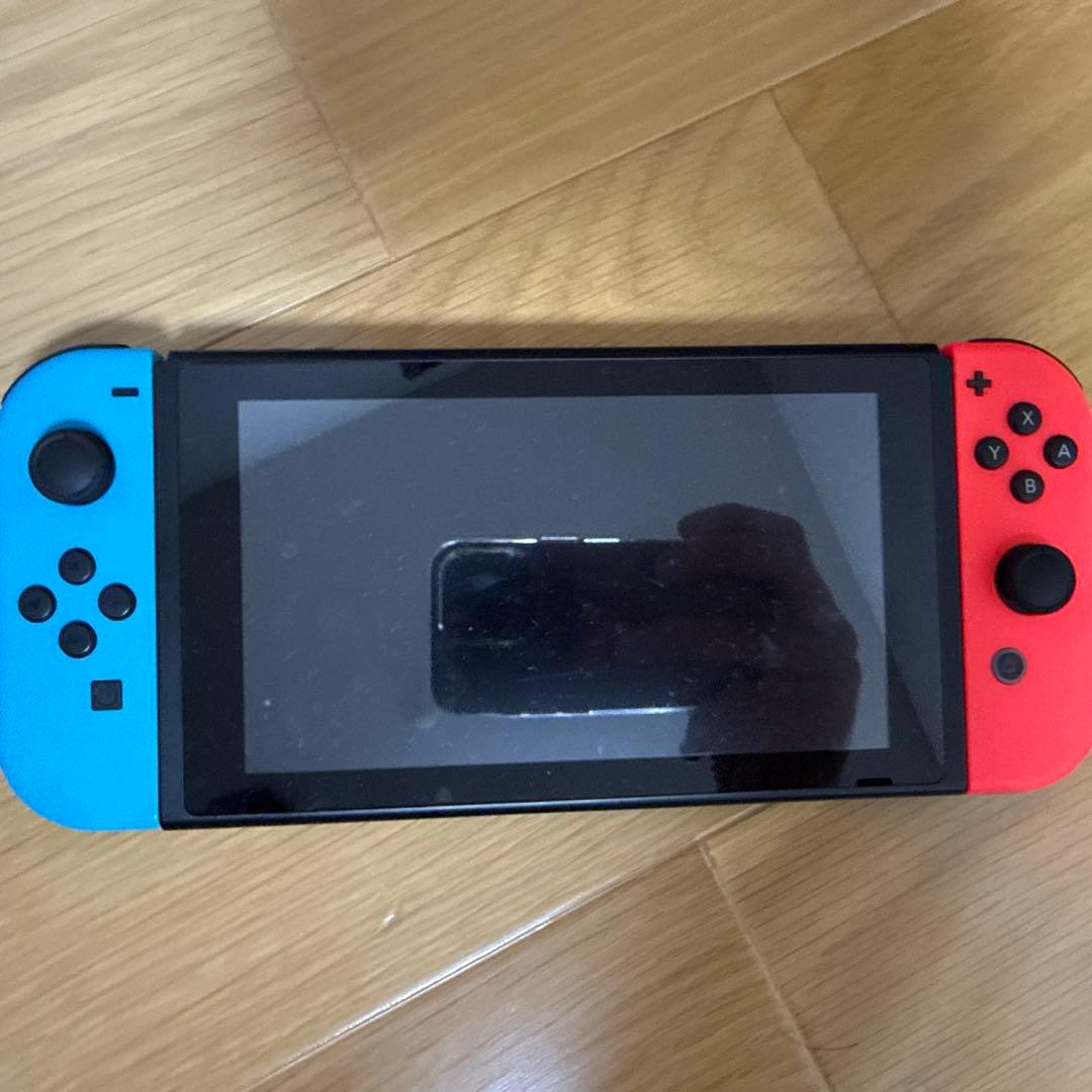 Nintendo Switch 本体 Joy-Con充電グリップ付き
