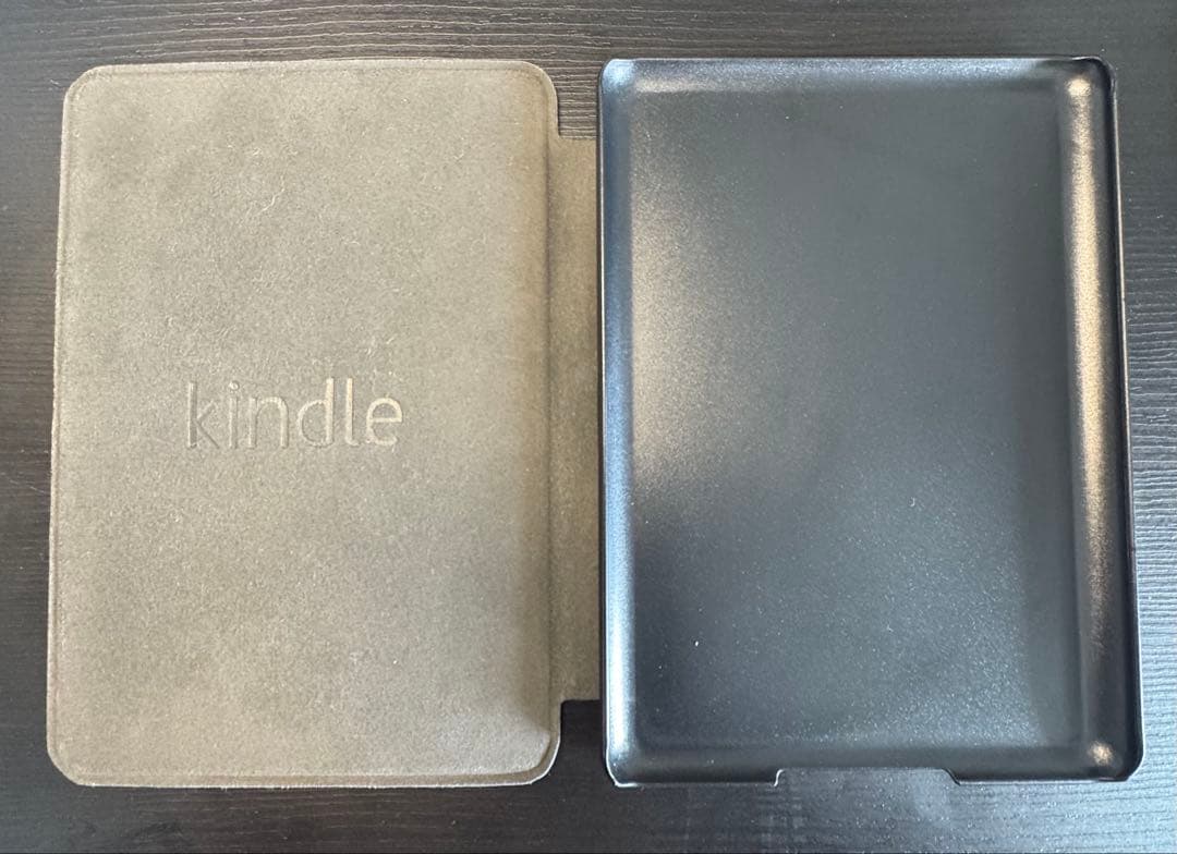 Amazon Kindle Paperwhite 第10世代 ケース付き