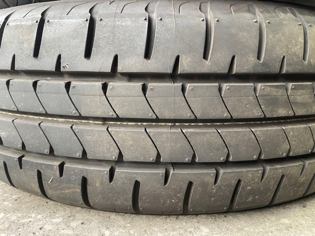 ほぼ新品　185/60R15 ブリヂストン　ニューノ　2025年製
