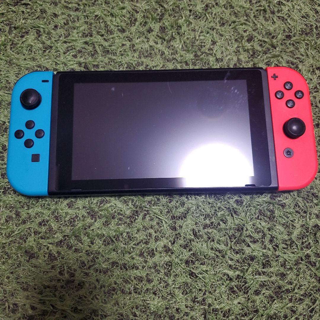 Nintendo Switch 　(未使用クラシックコントローラー付き！)