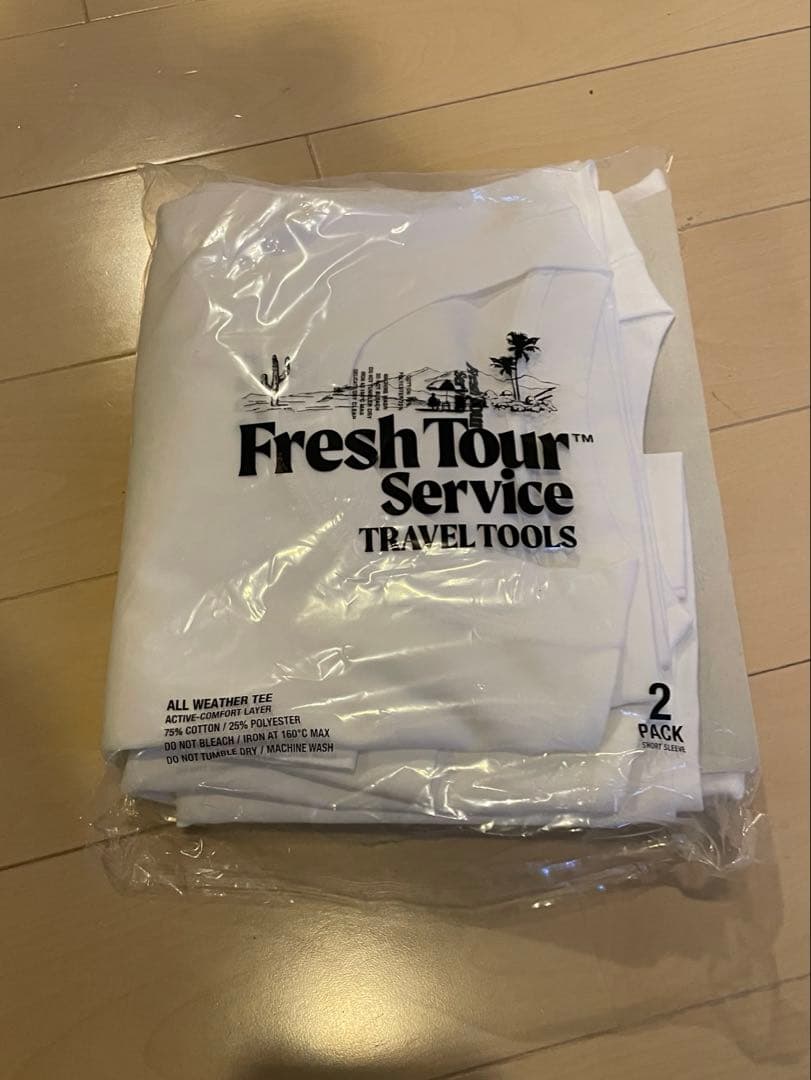 All weather Fresh service 2pac tee 試着のみ