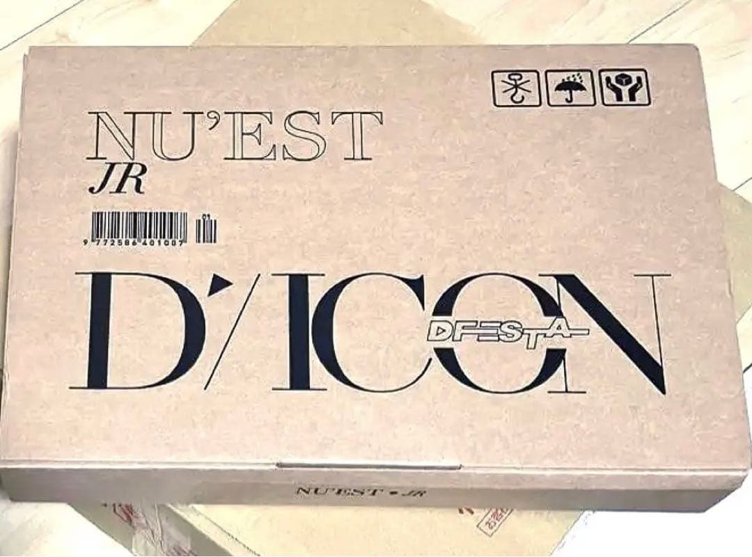 DICON ◎ NU'EST JR キムジョンヒョン ◎ 写真集 フォトブック